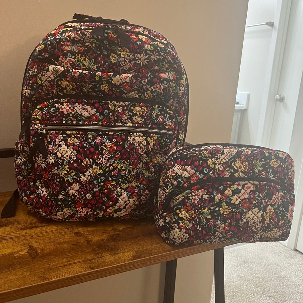 Vera Bradley XL Campus Bookbag with matching large cosmetic bag